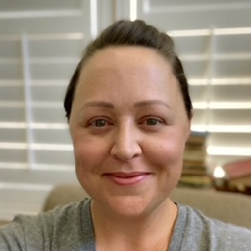 Suzanne De La Fuente